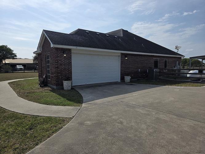 14432 County Road 1870 Odem, TX 78370 - Photo 13 of 65