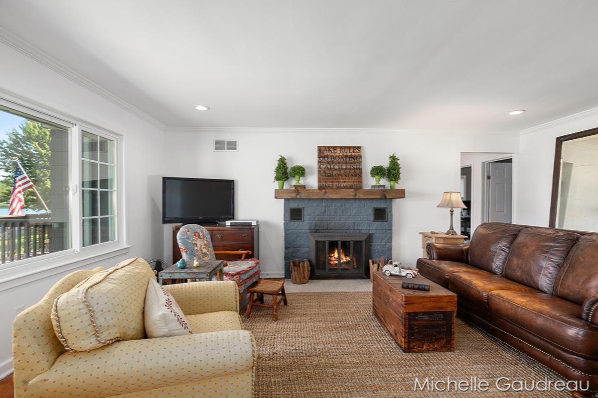 502 Gaskill Road Hastings, MI 49058 - Photo 4 of 36 IMG_1003