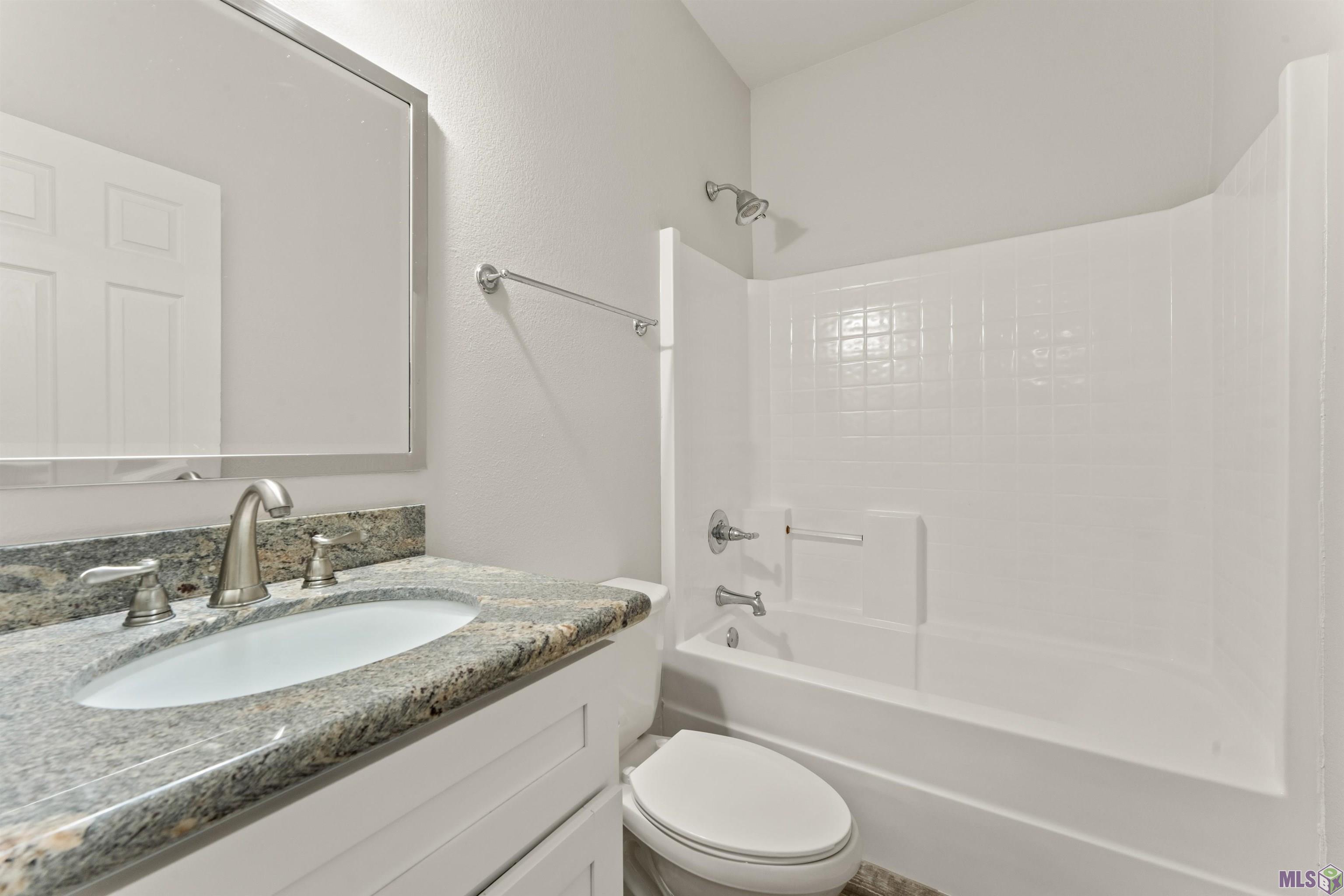 3336 Grassy Lake Drive Baton Rouge, LA 70816 - Photo 19 of 35