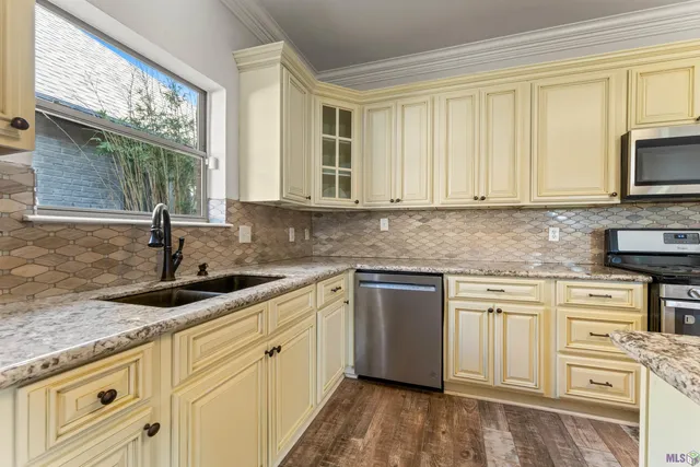 $350,000 | 3336 Grassy Lake Drive, Baton Rouge, LA 70816