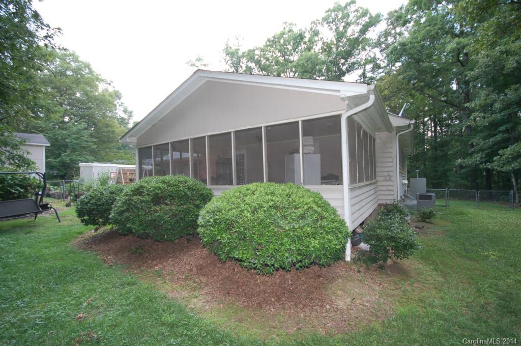 6124 Stevens Mill Road Matthews, NC 28104 - Photo 15 of 18 Gallery Image 15