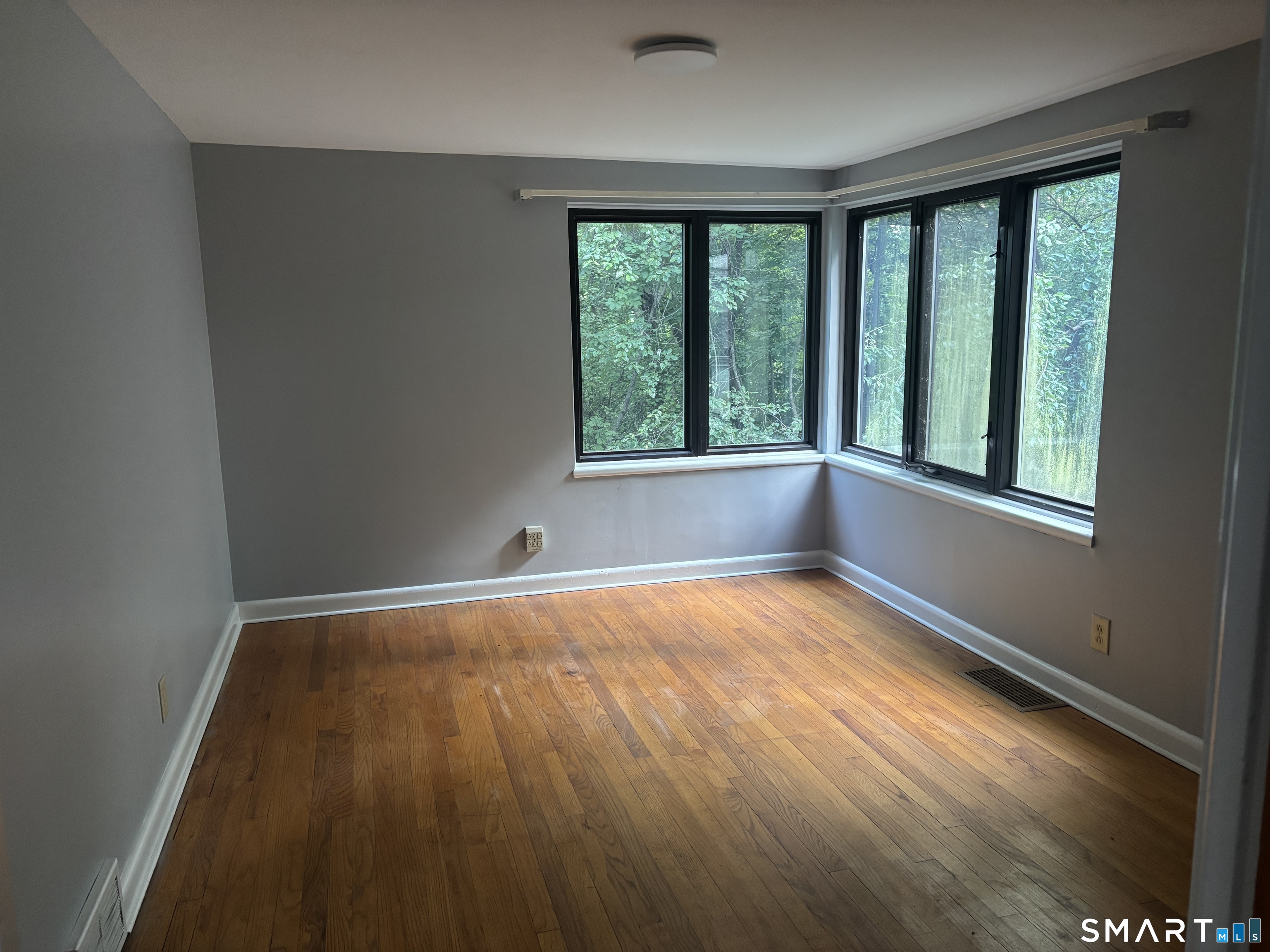 136 Forest Road Milford, CT 06461 - Photo 6 of 10