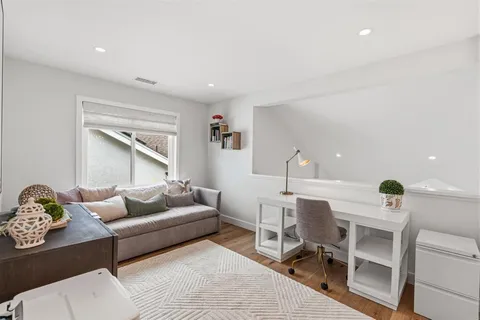 $1,550,000 | 836 Windcrest Drive, Carlsbad, CA 92011