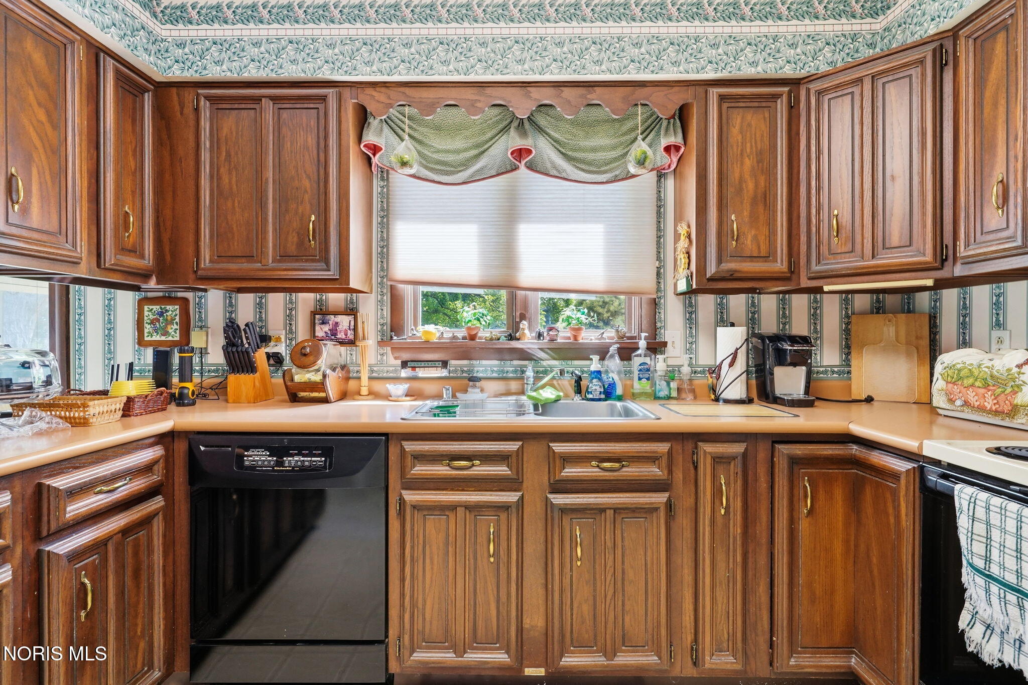2415 Sweetwater Road Findlay, OH 45840 - Photo 14 of 41 Gallery Image 14