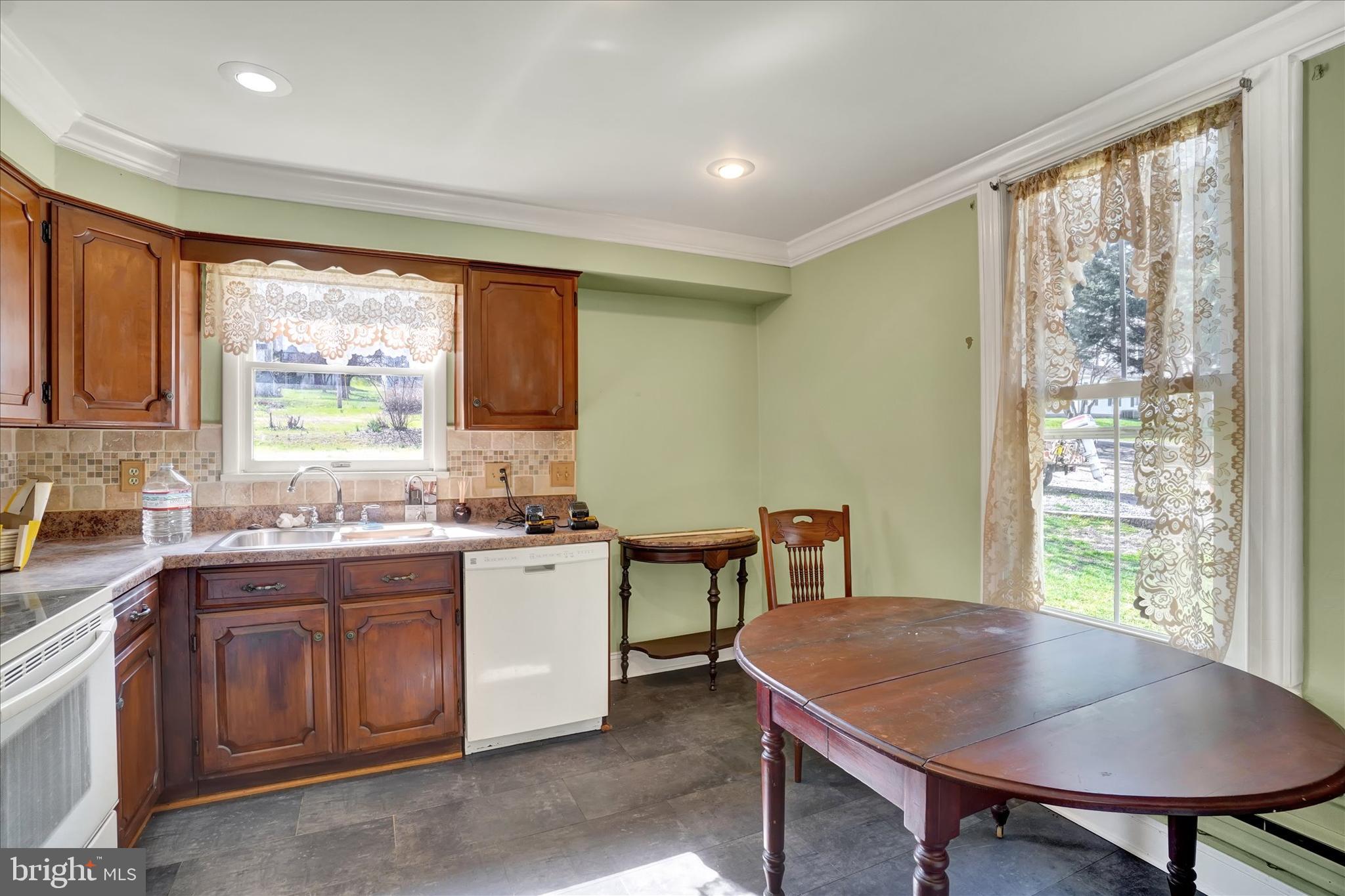 606 Main Street Delta, PA 17314 - Photo 20 of 29