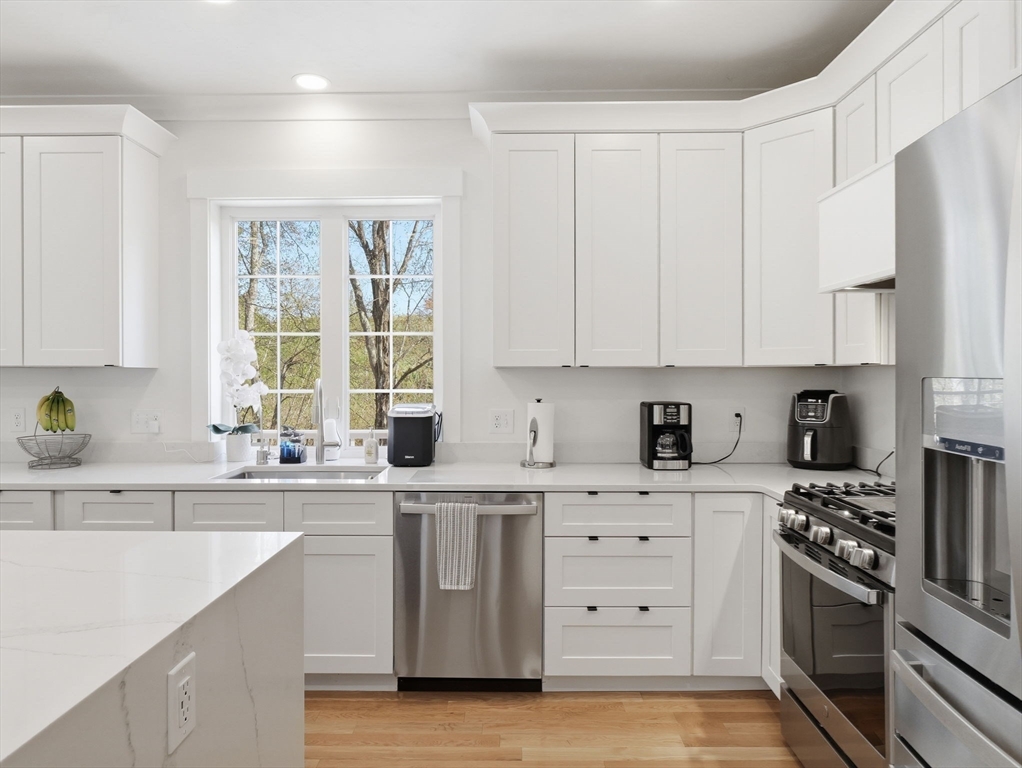 1 Smith Road Sutton, MA 01590 - Photo 3 of 42