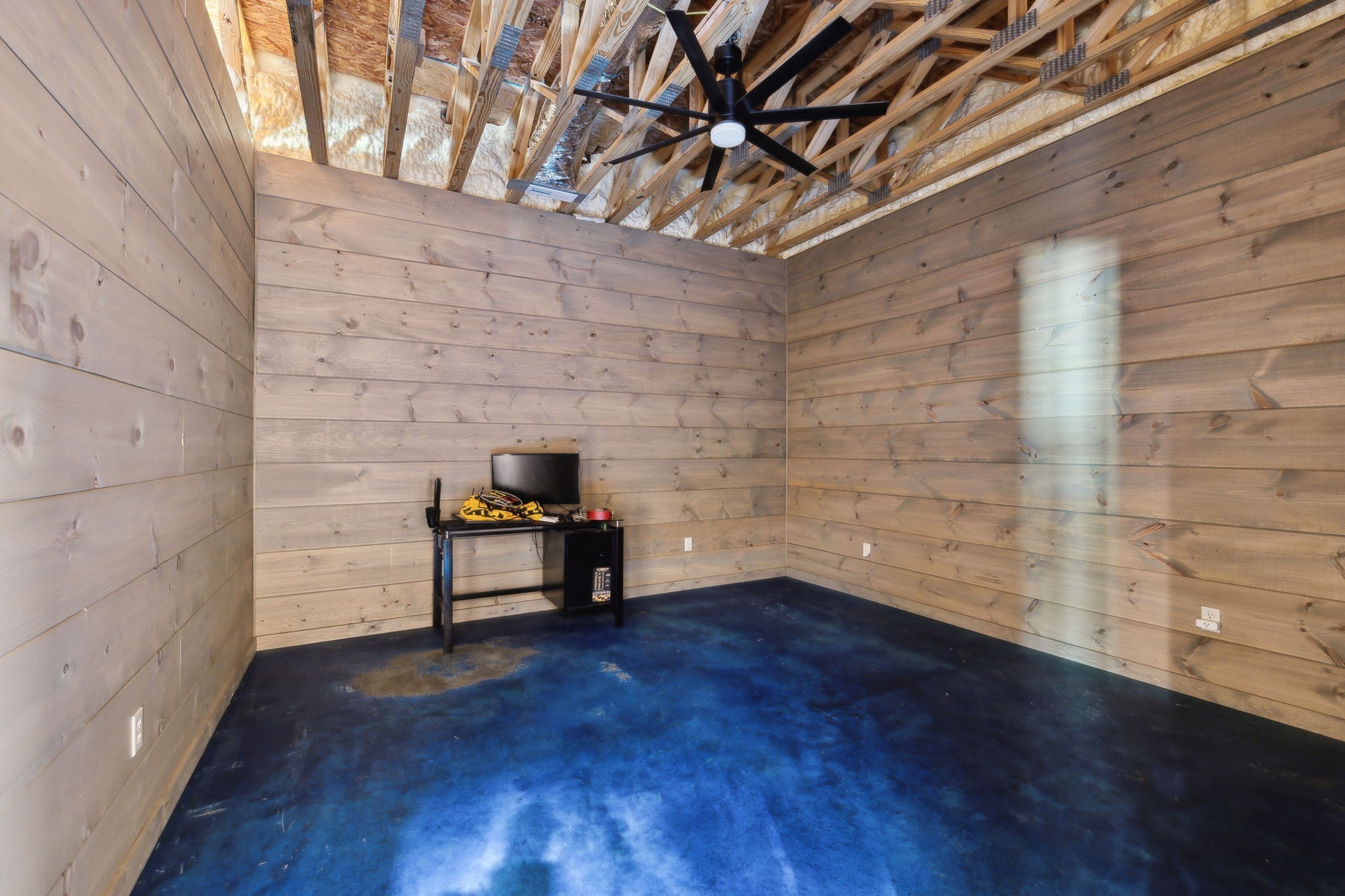 1785 St Johns Road Lascassas, TN 37085 - Photo 24 of 46 a view of a room with wooden floor and a bench