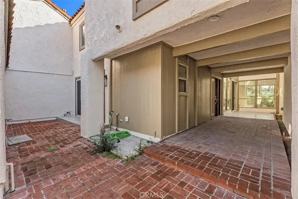 $5,500 | 54 Oak Tree Lane, Irvine, CA 92612