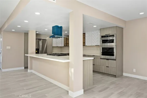$5,500 | 54 Oak Tree Lane, Irvine, CA 92612