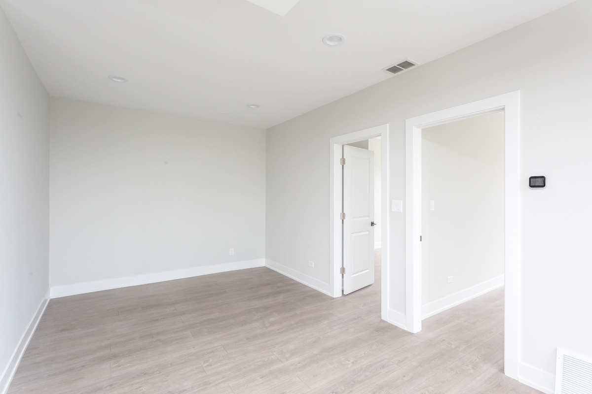 818 West 18th Street, Unit 4F Chicago, IL 60608 - Photo 6 of 11