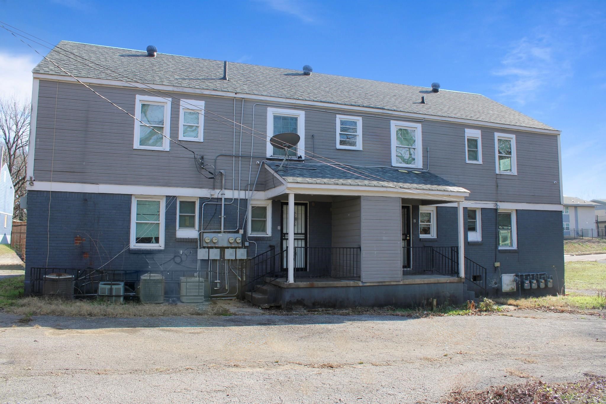 1203 Aubra Road Memphis, TN 38111 - Photo 4 of 10 View of front of property with a shingled roof
