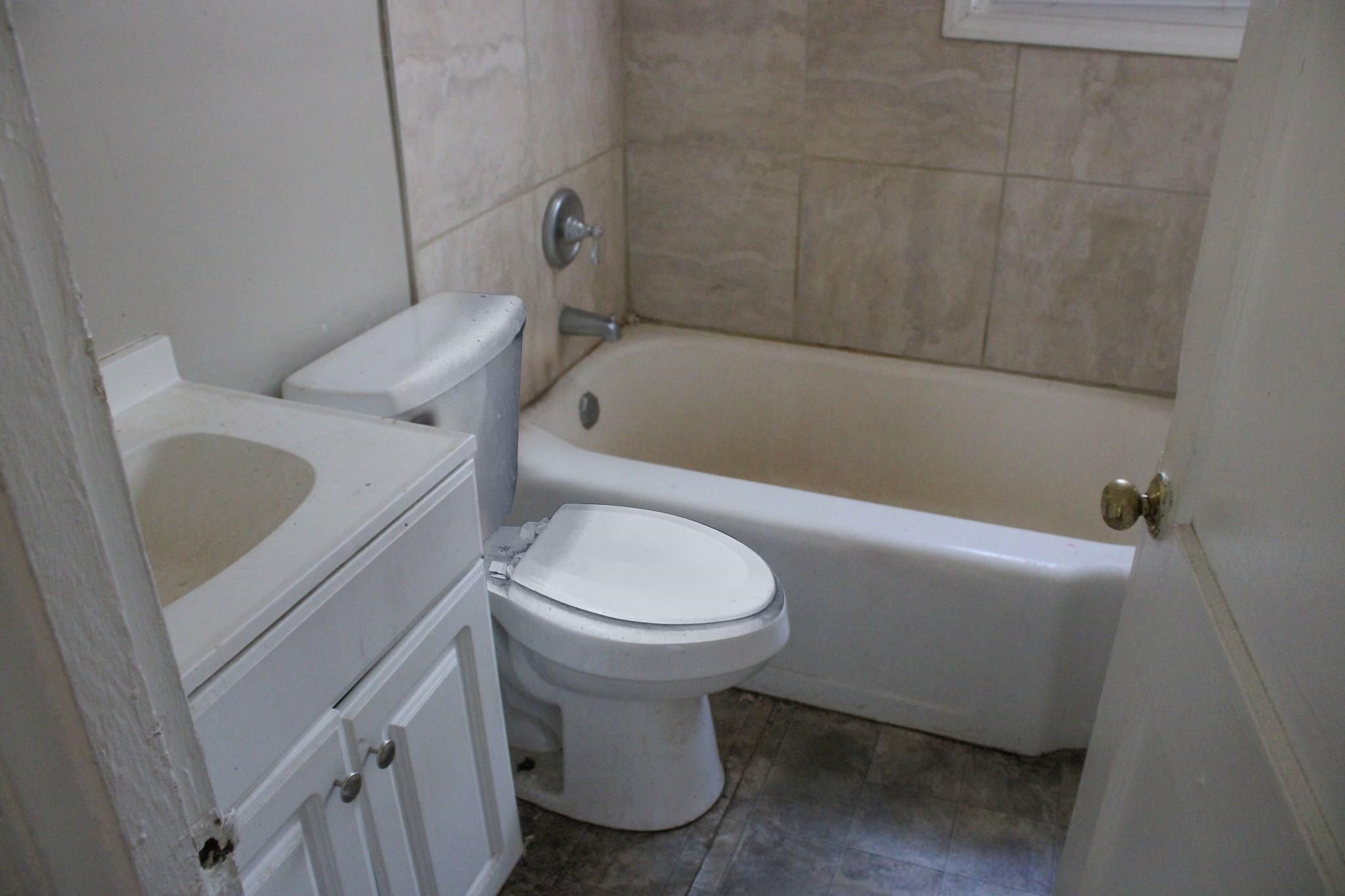 1203 Aubra Road Memphis, TN 38111 - Photo 10 of 10 Bathroom with vanity and toilet