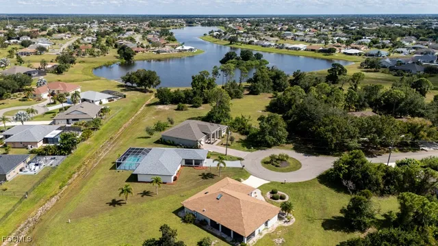 $375,000 | 1136 Yachtsman Lane, Punta Gorda, FL 33983