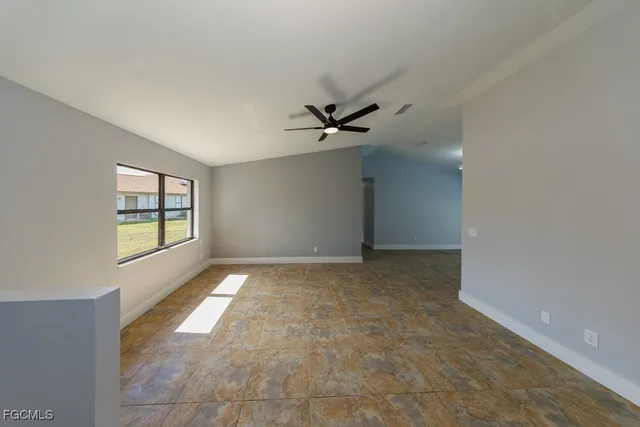 $375,000 | 1136 Yachtsman Lane, Punta Gorda, FL 33983