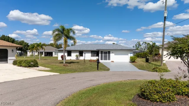 $375,000 | 1136 Yachtsman Lane, Punta Gorda, FL 33983