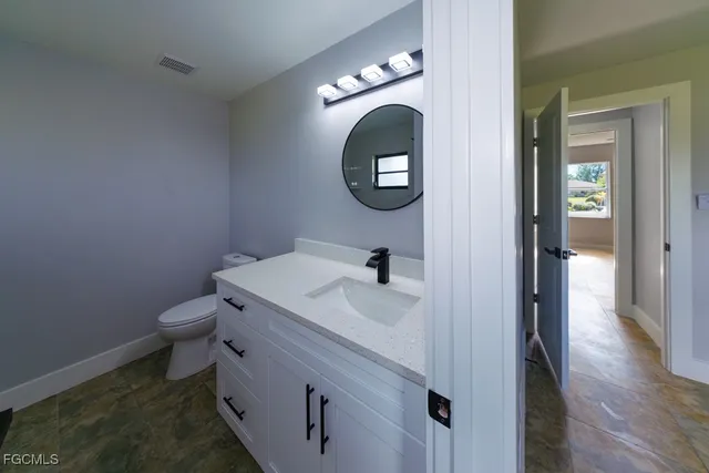 $375,000 | 1136 Yachtsman Lane, Punta Gorda, FL 33983