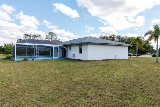 $375,000 | 1136 Yachtsman Lane, Punta Gorda, FL 33983