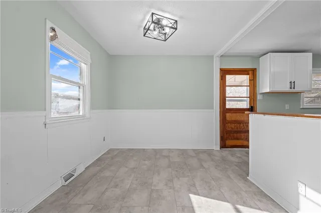 $229,900 | 504 Walker Avenue, Graham, NC 27253