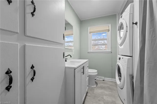 $229,900 | 504 Walker Avenue, Graham, NC 27253