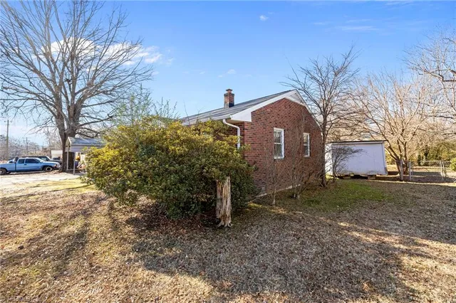 $229,900 | 504 Walker Avenue, Graham, NC 27253