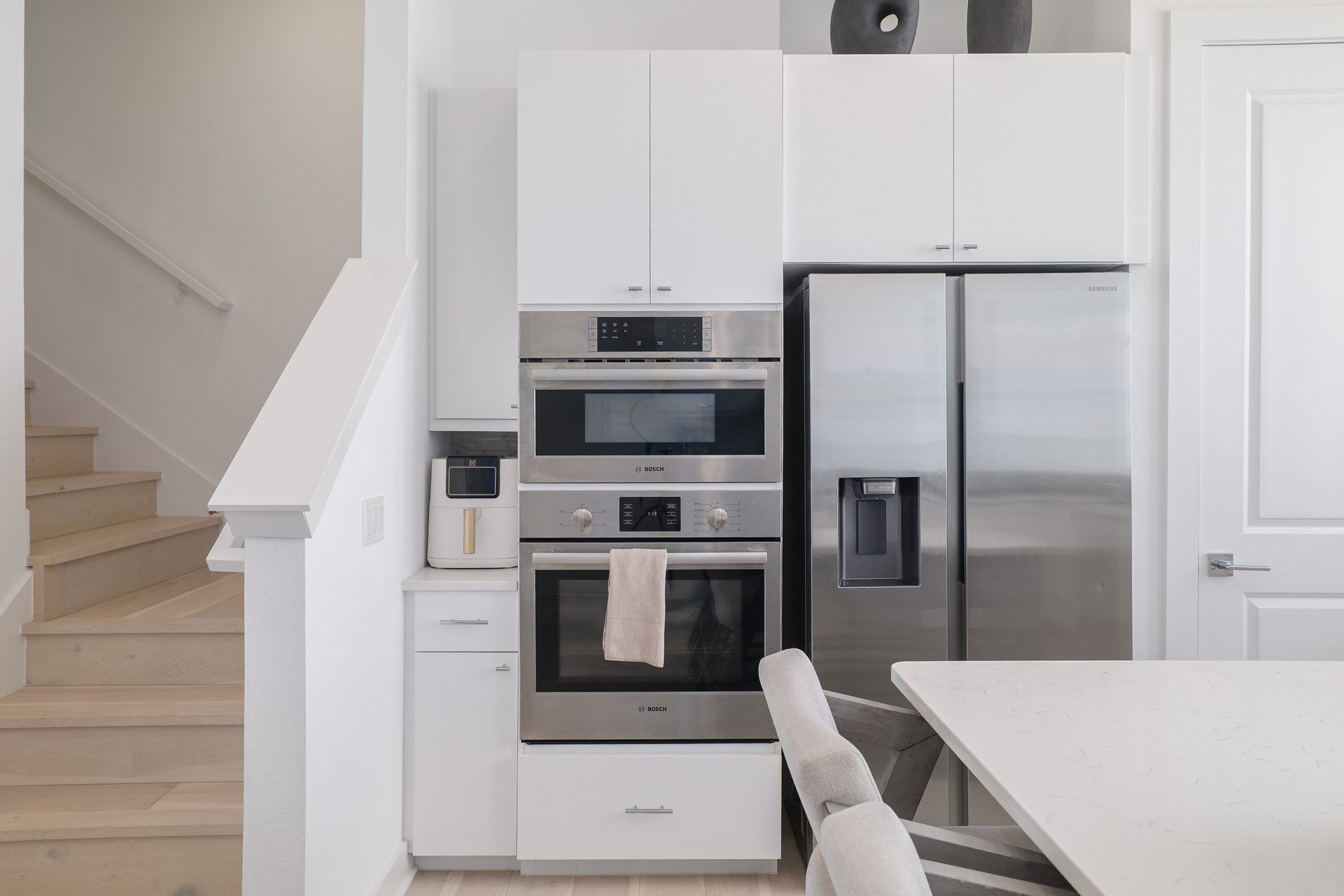 2715 Estonia Path Austin, TX 78741 - Photo 10 of 25