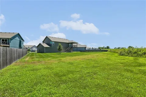 $421,599 | 20602 Copper Creek Drive, Peculiar, MO 64078