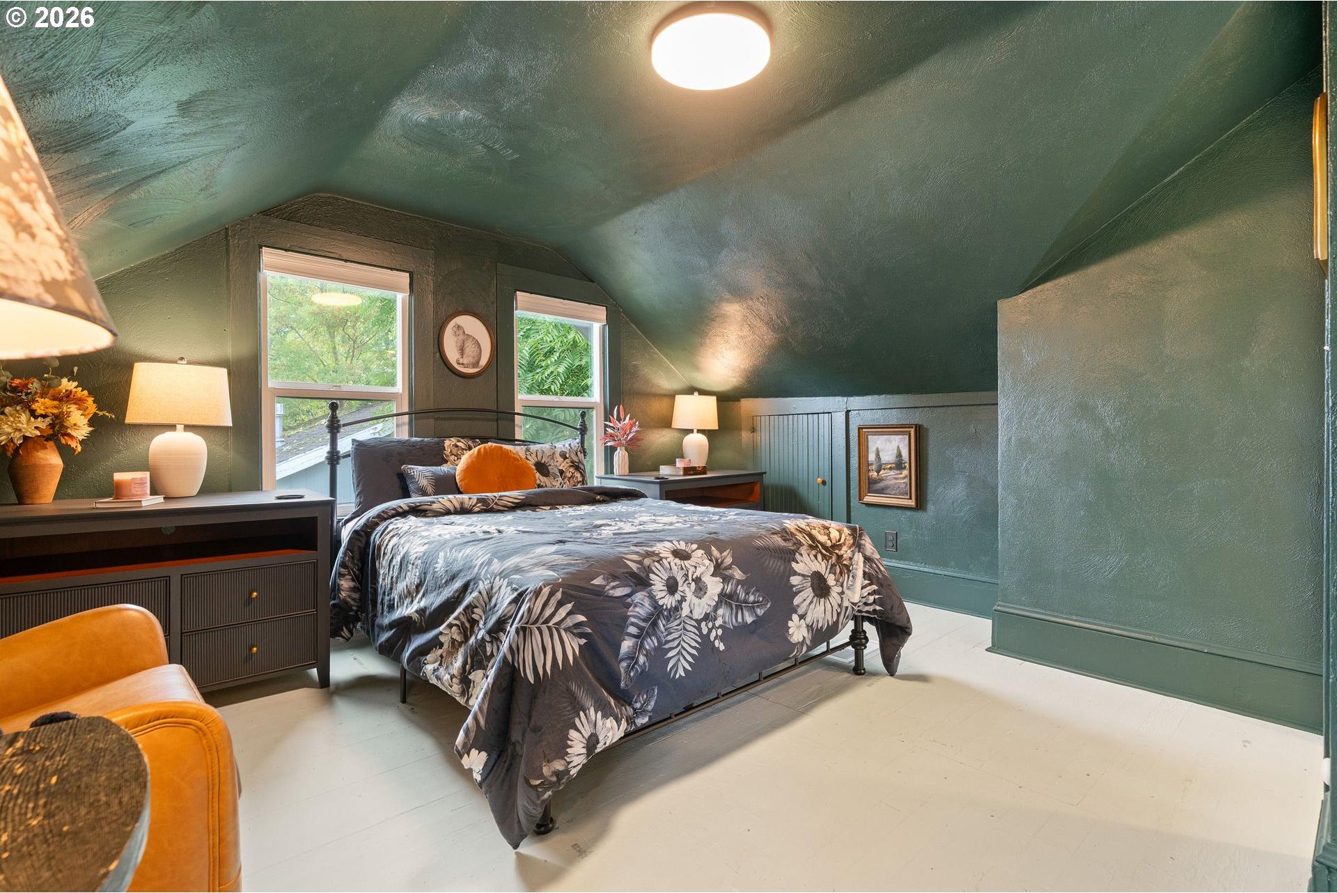 9704 Southeast Reedway Street Portland, OR 97266 - Photo 20 of 35 Gallery Image 20