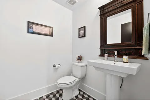 $995,000 | 1108 A Glenview Drive, Nashville, TN 37206