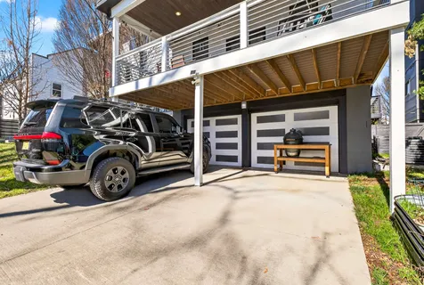 $995,000 | 1108 A Glenview Drive, Nashville, TN 37206