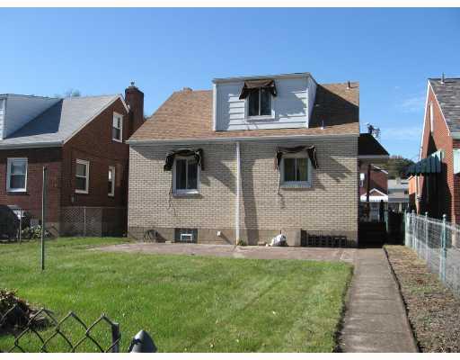 1121 Holmes Street McKees Rocks, PA 15136 - Photo 6 of 9 Exterior Back.