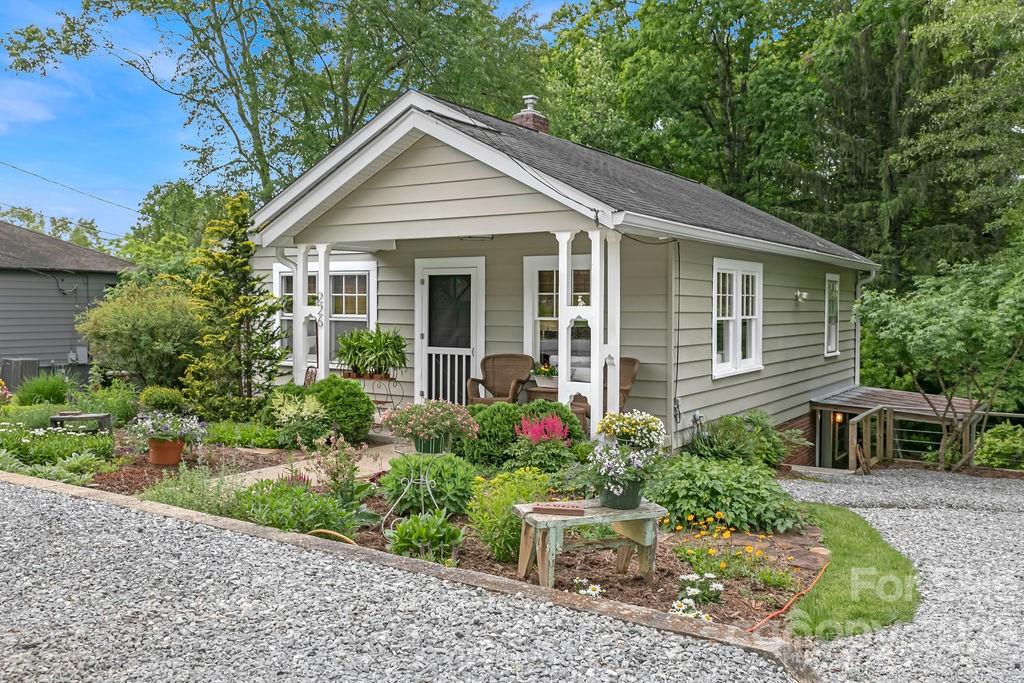 226 Turnpike Road Brevard, NC 28712 - Photo 3 of 42 Gallery Image 3