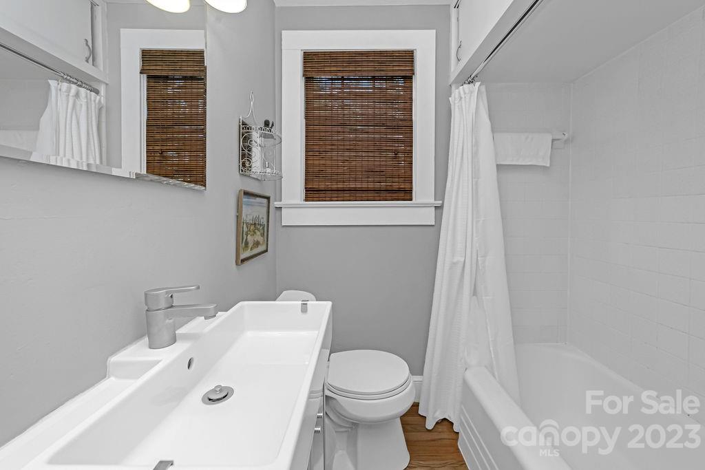 226 Turnpike Road Brevard, NC 28712 - Photo 10 of 42 Gallery Image 10