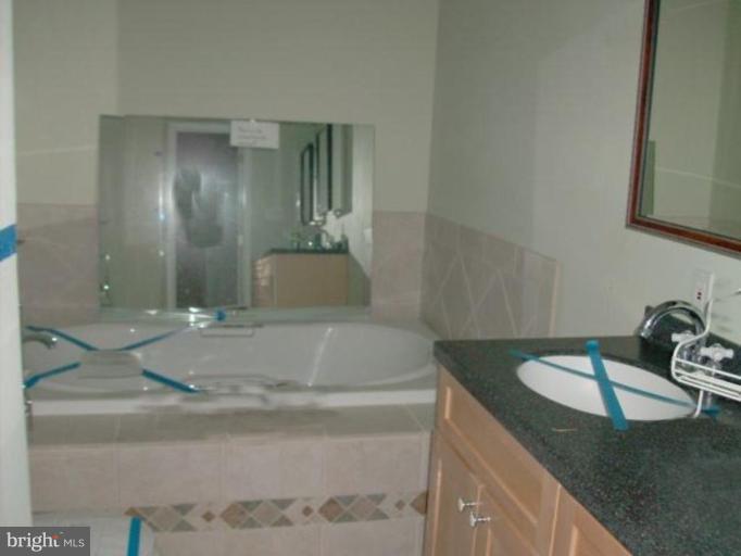 4802 Roundhill Road Ellicott City, MD 21043 - Photo 14 of 14 Master Bath
