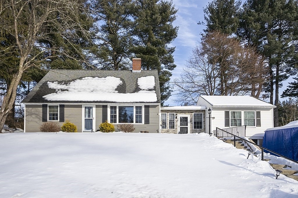15 Davis Road Methuen, MA 01844 - Photo 1 of 23 Gallery Image 1