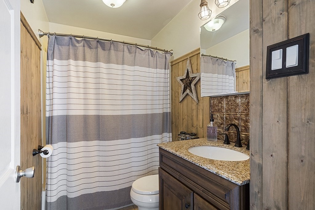 15 Davis Road Methuen, MA 01844 - Photo 19 of 23 Gallery Image 19