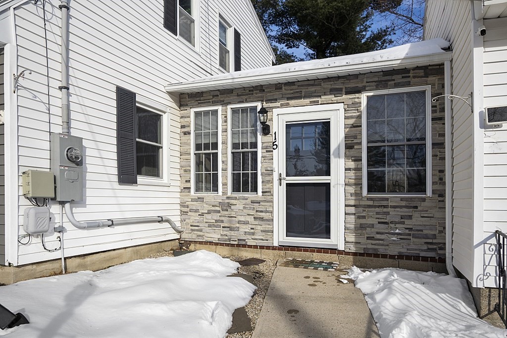 15 Davis Road Methuen, MA 01844 - Photo 2 of 23 Gallery Image 2