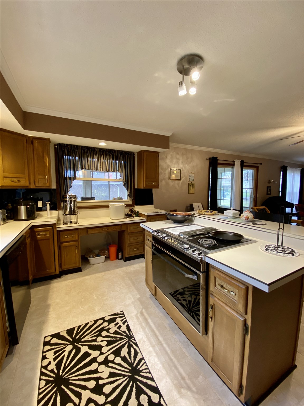 31 Indian Trail Road Macomb, IL 61455 - Photo 9 of 19 Gallery Image 9