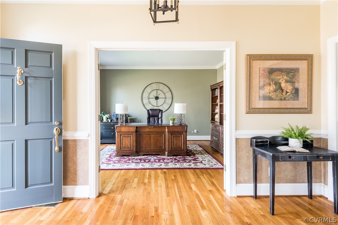 5201 Clipper Cove Road Midlothian, VA 23112 - Photo 5 of 49 a view of living room with furniture