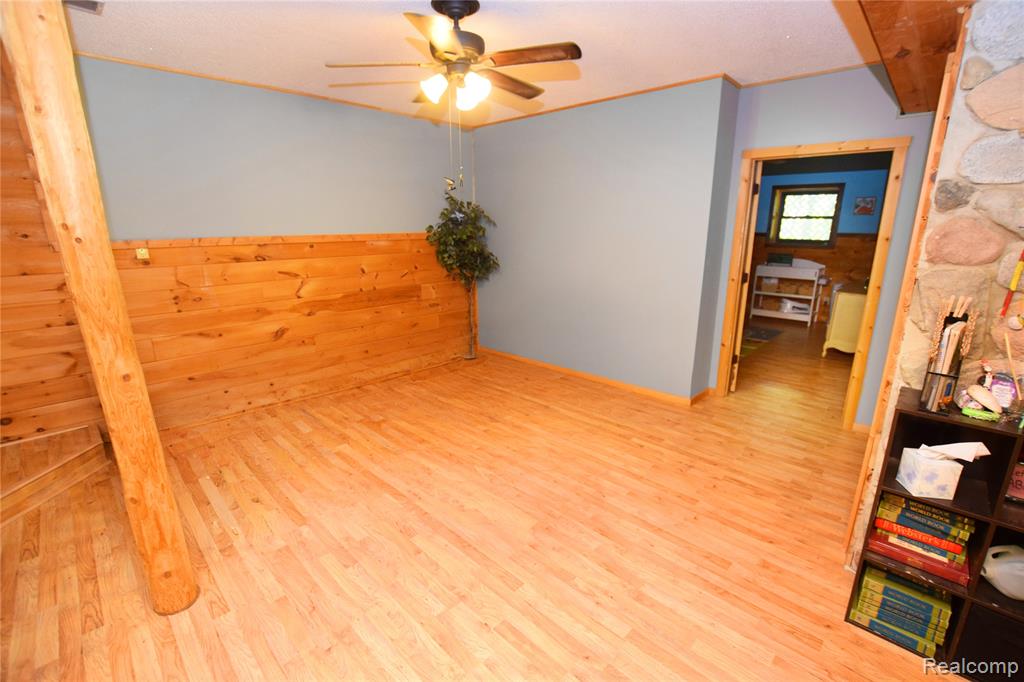 5298 Clear Lake Road North Branch, MI 48461 - Photo 16 of 44