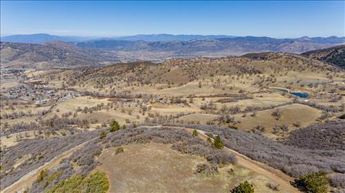 0 St Moritz Place Tehachapi, CA 93561 - Photo 10 of 15 a view of mountain view with mountains in the background
