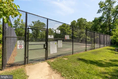 $625,000 | 8221 Dr Craik Court, Alexandria, VA 22306