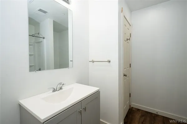 $2,100 | 2335 Main Street, Buffalo, NY 14214