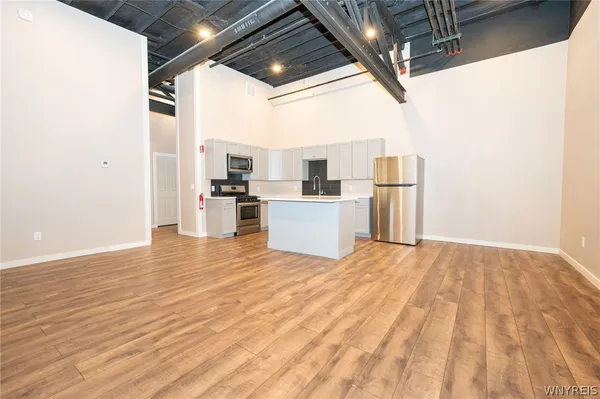 $2,100 | 2335 Main Street, Buffalo, NY 14214