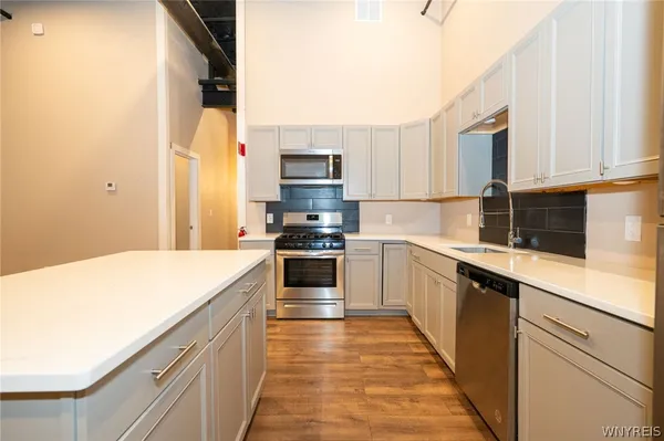 $2,100 | 2335 Main Street, Buffalo, NY 14214