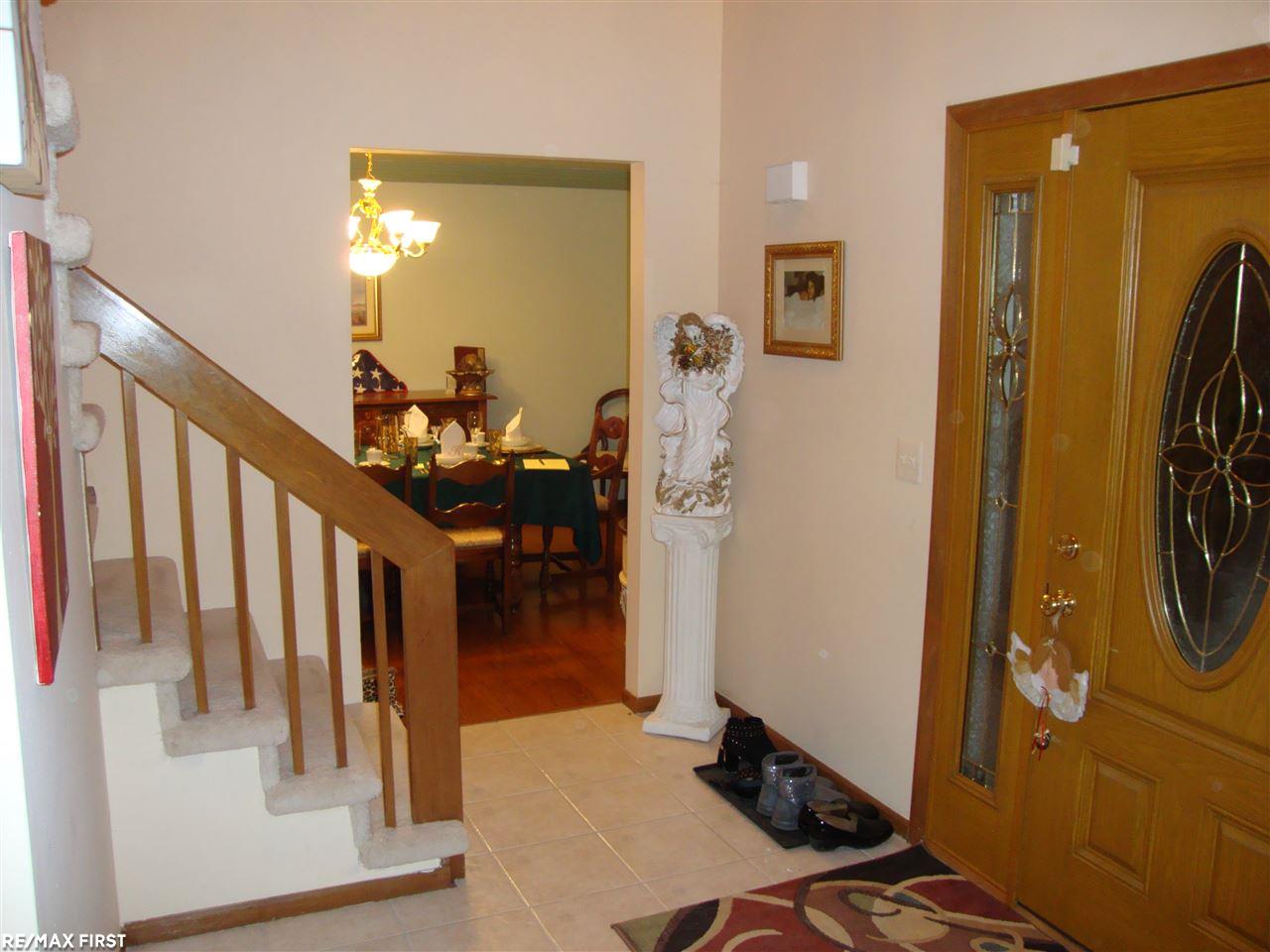 20240 Dunham Road Clinton Township, MI 48038 - Photo 28 of 36 31319480-27.JPG