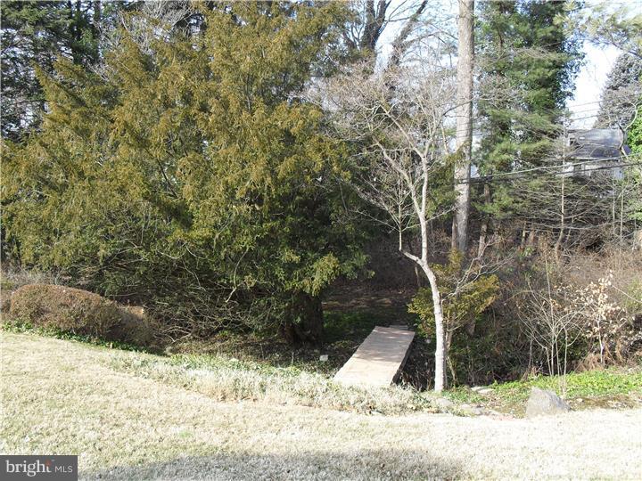 22 Beryl Road Cheltenham, PA 19012 - Photo 6 of 14 a view of a yard