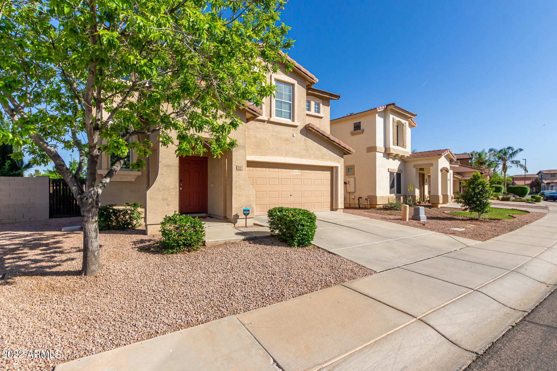 1727 South Rome Street Gilbert, AZ 85295 - Photo 2 of 40 06 Rome