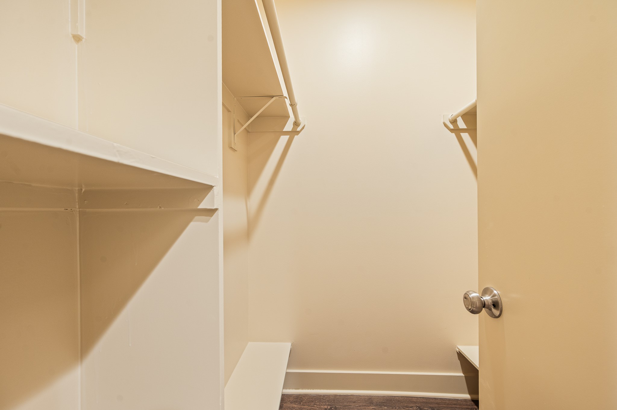 2829 Timmons Lane, Unit 201 Houston, TX 77027 - Photo 20 of 42 a bathroom with a shower