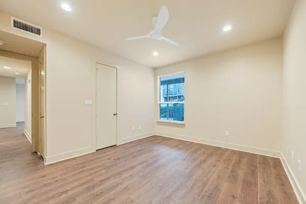 $229,900 | 2829 Timmons Lane, Unit 201, Houston, TX 77027