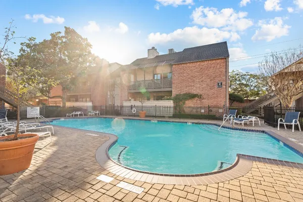 $229,900 | 2829 Timmons Lane, Unit 201, Houston, TX 77027